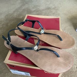 Summer sandal with rhinestone